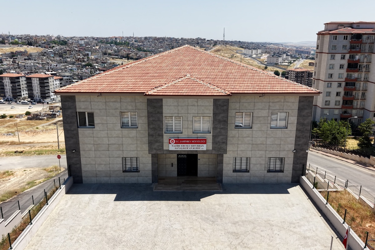 Nazire Erturhan Eruslu Kur’an Kursu (4-6 Yaş)